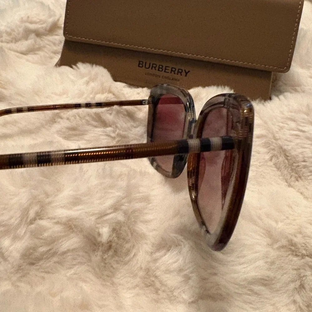 stylish burberry